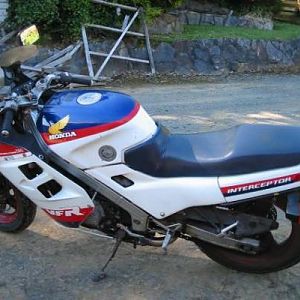 86 700 VFR F 35,000 MILES STAINLESS PIPE