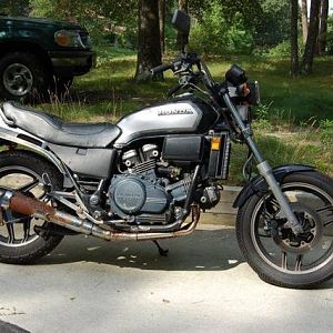 1983 V45 Sabre