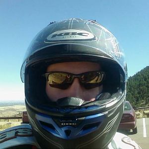 tom_helmet