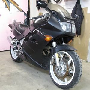 1990 VFR750F