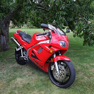 1997 4th Generation VFR 750