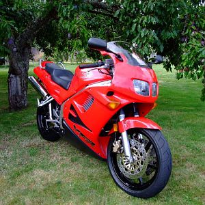 1997 4th Generation VFR 750