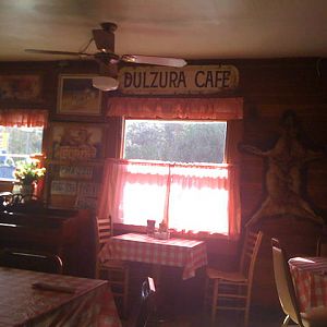 Dulzura Cafe - with the Fibiger brothers.