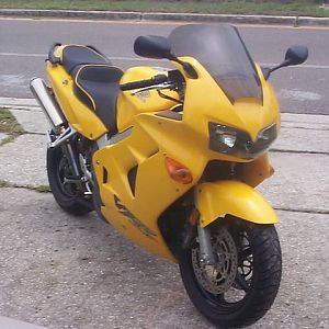 Derek's 2000 VFR