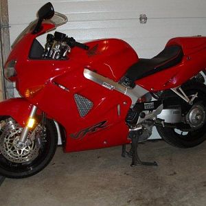 Just bought $2400 1998 VFR800