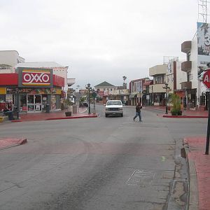 d2_street_in_ensenada