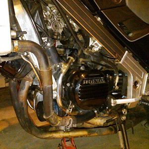 87 VFR700f2 engine