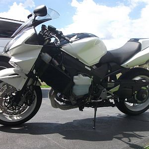 "oz800" semi naked vfr800