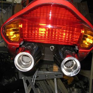 VFR800_underseat_exhaust_004