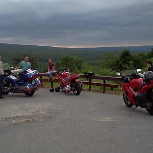 vfr pics my 750f and a random 800cc vfr met up at the top of a mountain.