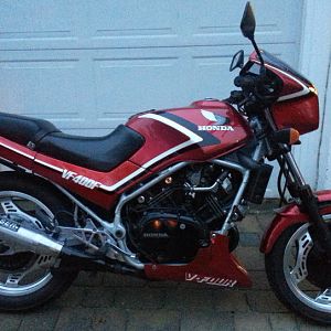Paul J's 1983 VF400F
