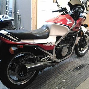 1984 VF750F