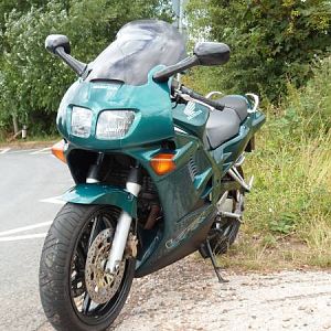 vfr750fv