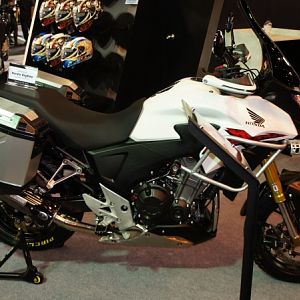 CB500x_adv