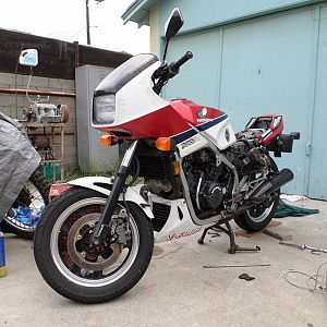 vf700f rear shock replace