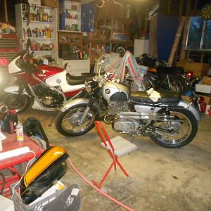 84 vf 700