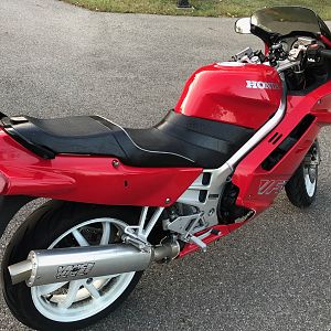 90 VFR 750F