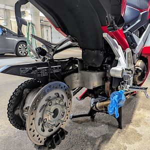 Rear axle/disc