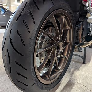 Fresh rubber