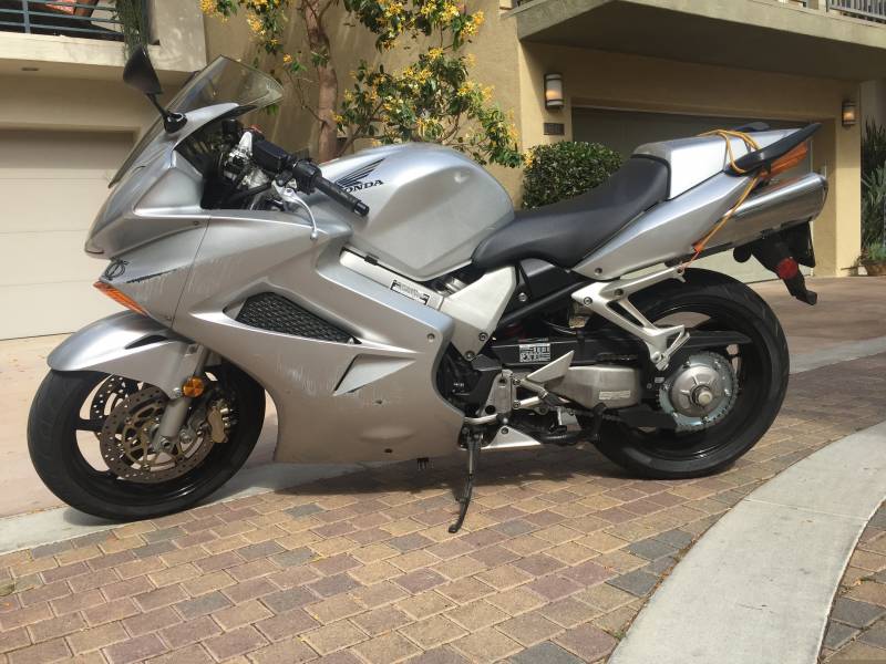 2003 Silver Honda Interceptor VFR 800A (With ABS)