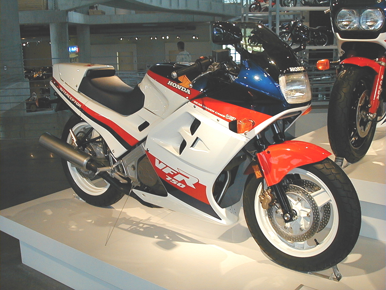 86 VFR 750 Barber Motorsports Museum VFRworld