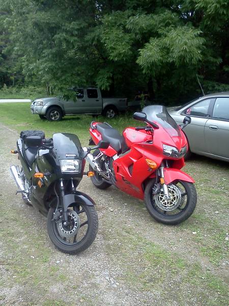 My 98 Vfr and My girlfriend's Ninja 250