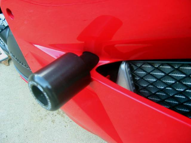 R&G Sliders - Side View - close up