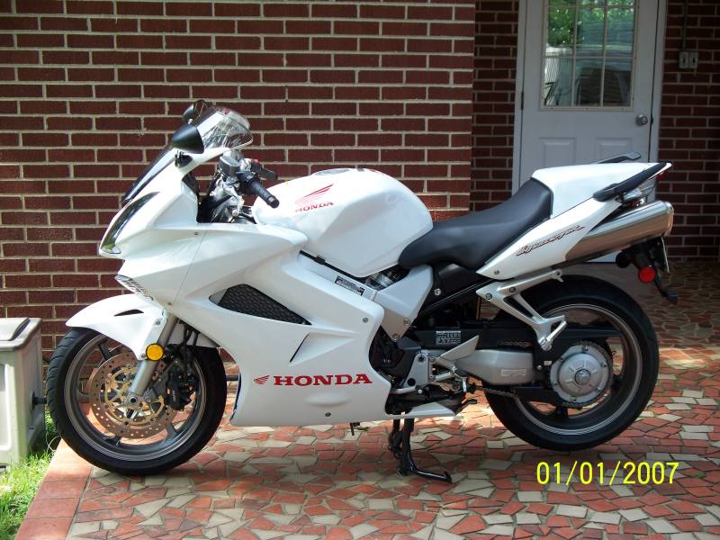 VFR800 Interceptor - For Sale